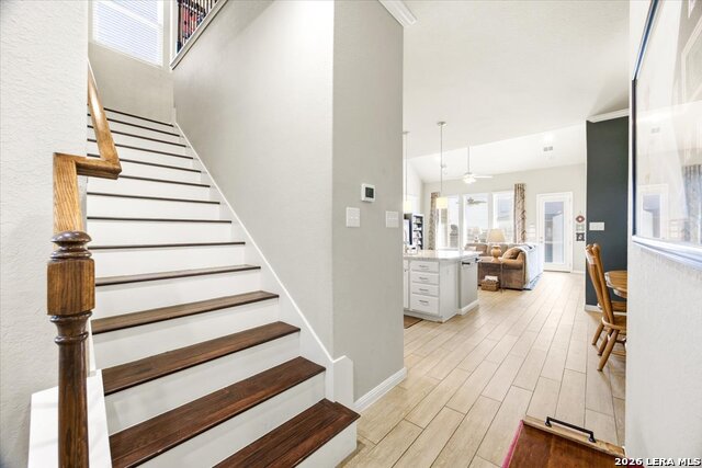 Image 23 of 38 For 13902 Steadtree Pass