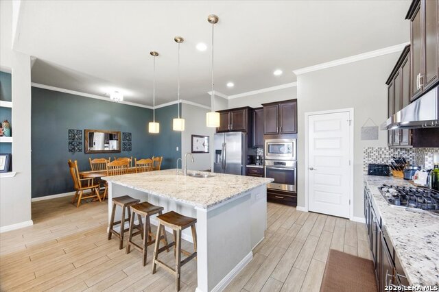 Image 9 of 38 For 13902 Steadtree Pass