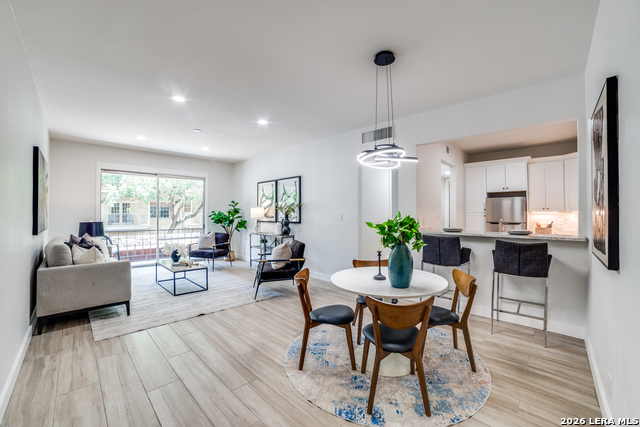 Image 9 of 25 For 7711 Broadway Str.  11b