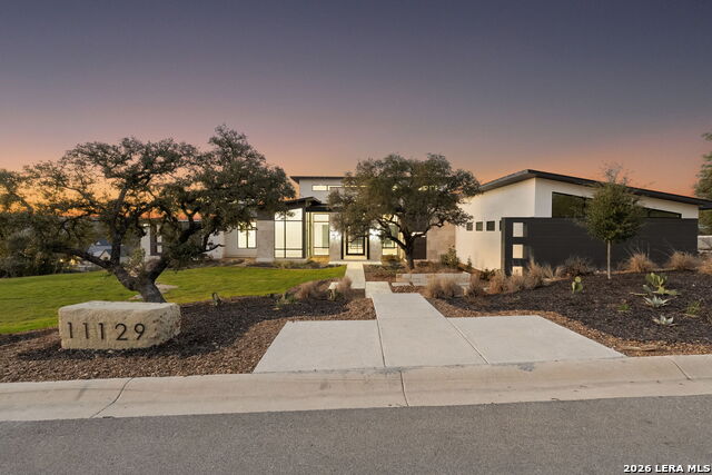Image 5 of 49 For 11129 Barreal