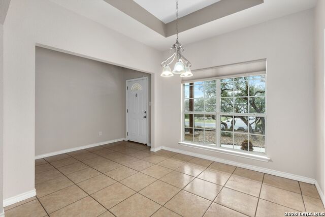 Image 13 of 37 For 26517 Glenrose S