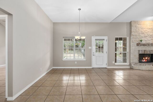 Image 19 of 37 For 26517 Glenrose S