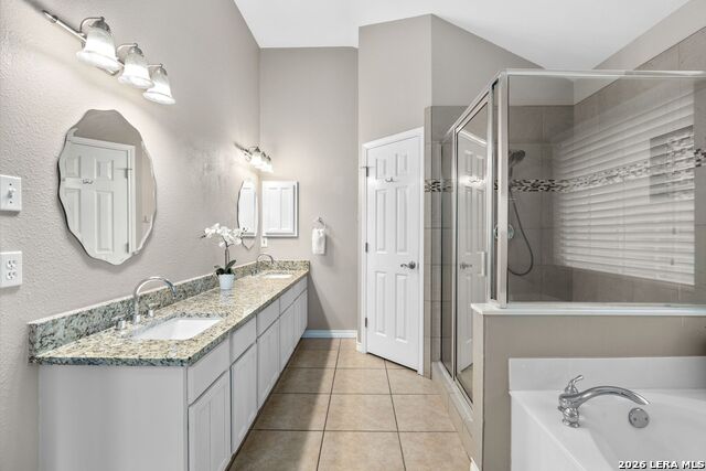 Image 25 of 37 For 26517 Glenrose S