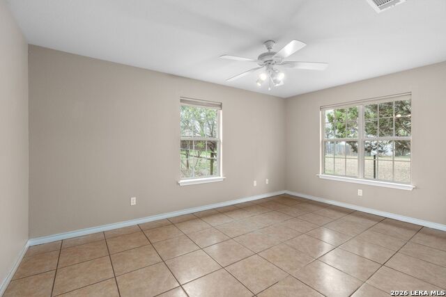 Image 33 of 37 For 26517 Glenrose S