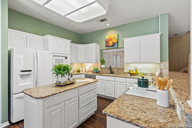 Image 14 of 39 For 10219 Rafter O