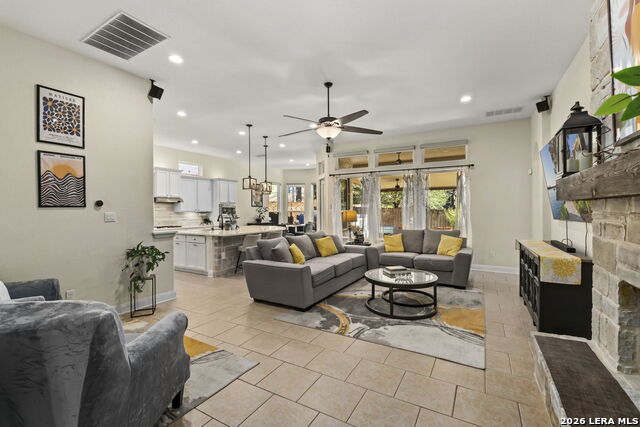 Image 10 of 48 For 12411 Magnolia Spg