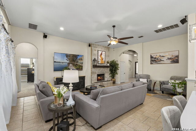 Image 8 of 48 For 12411 Magnolia Spg