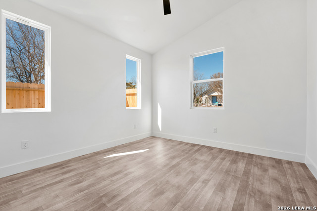 Image 11 of 18 For 1535 Lennon St. #2