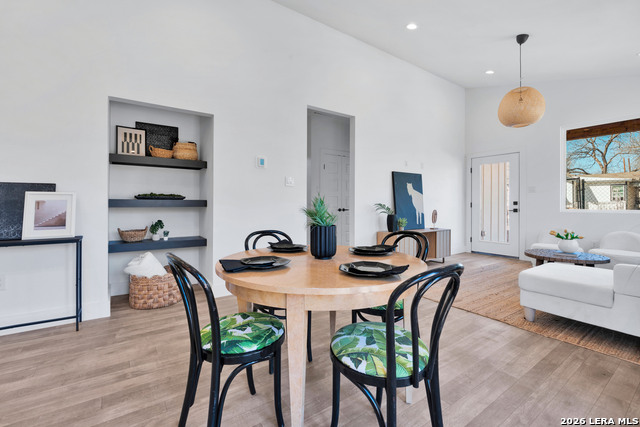 Image 4 of 18 For 1535 Lennon St. #2