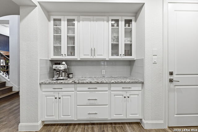 Image 10 of 79 For 24845 Marcia View