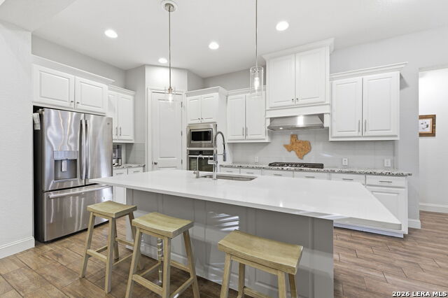 Image 11 of 79 For 24845 Marcia View