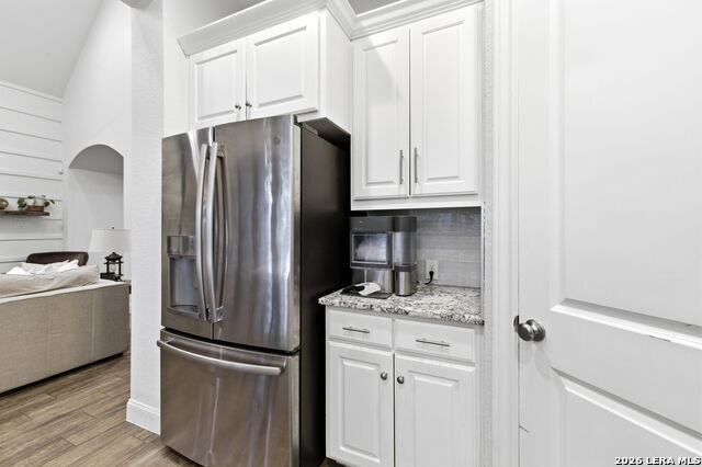 Image 15 of 79 For 24845 Marcia View