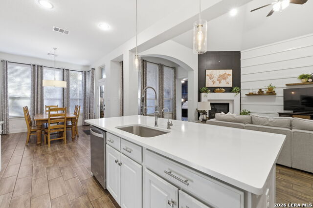 Image 17 of 79 For 24845 Marcia View