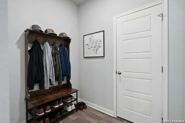 Image 18 of 22 For 25819 Posey  