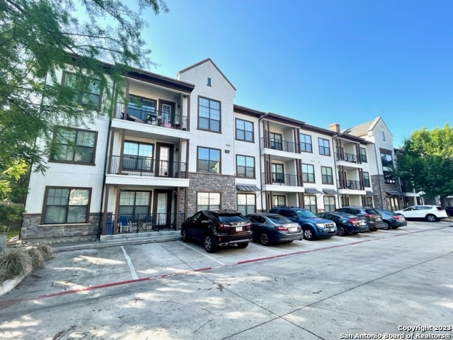 Image 2 of 29 For 7342 Oak Manor  4201