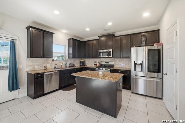 Image 17 of 30 For 855 Lambshead Draw