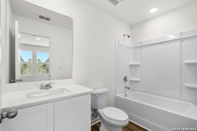 Image 10 of 12 For 4611 Flying Hooves