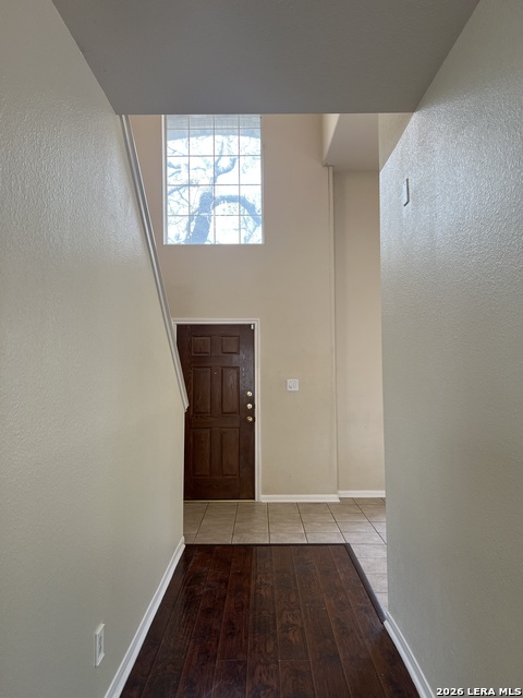 Image 2 of 31 For 25210 Battle Lk