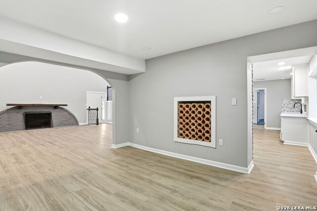 Image 11 of 31 For 1248 Abbotsbury