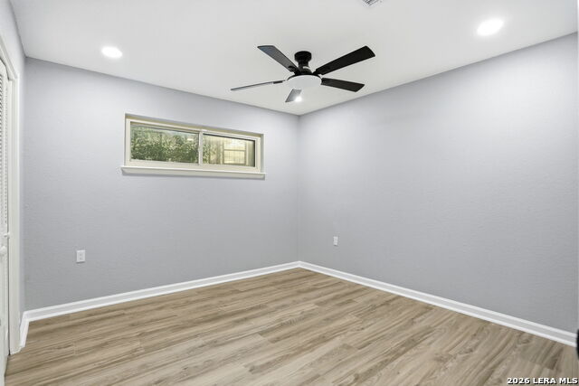 Image 23 of 31 For 1248 Abbotsbury