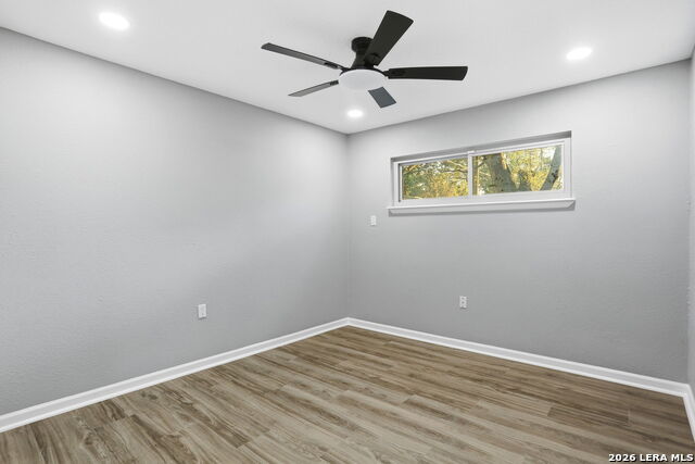 Image 25 of 31 For 1248 Abbotsbury