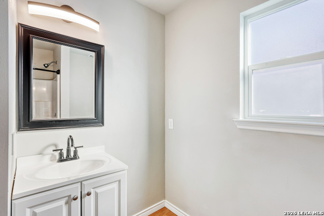 Image 12 of 27 For 323 Moselle  