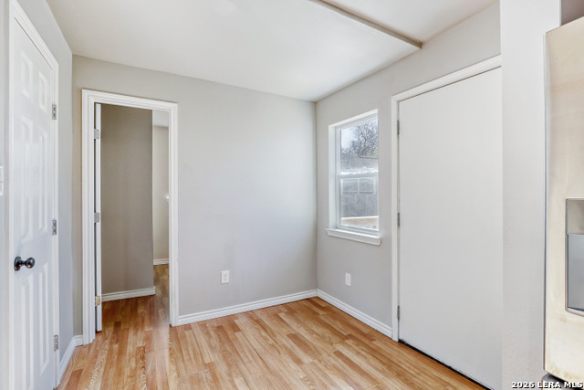 Image 6 of 27 For 323 Moselle  