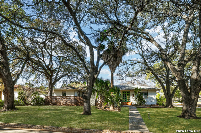 Details for 825 Eventide, Terrell Hills, TX 78209