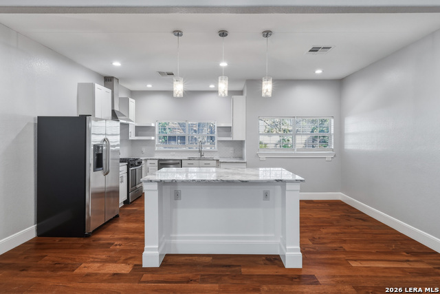 Image 12 of 40 For 825 Eventide