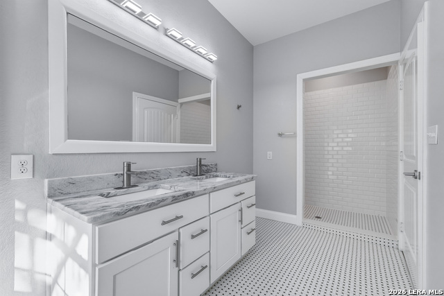 Image 25 of 40 For 825 Eventide