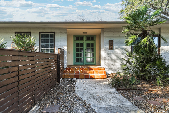 Image 3 of 40 For 825 Eventide