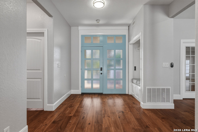 Image 4 of 40 For 825 Eventide