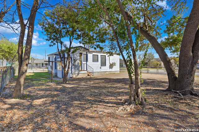 Image 25 of 33 For 863 Cavalier