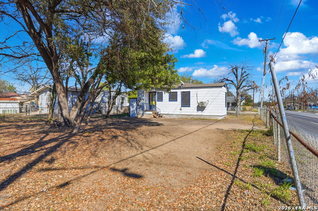 Image 26 of 33 For 863 Cavalier