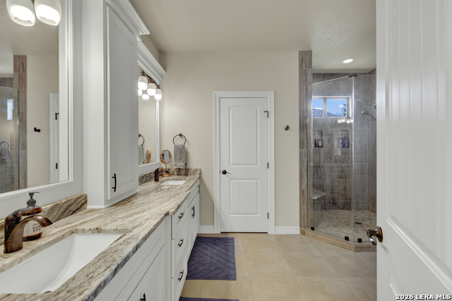 Image 23 of 60 For 2550 Colleen