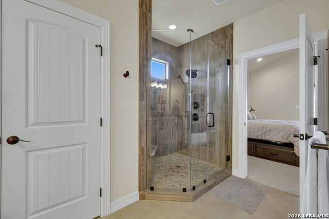 Image 24 of 60 For 2550 Colleen