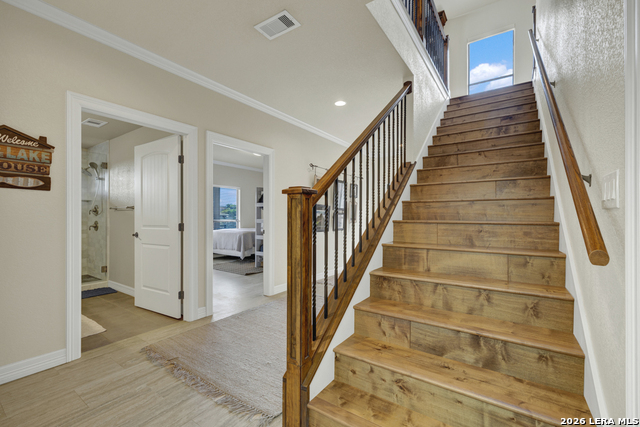 Image 32 of 60 For 2550 Colleen