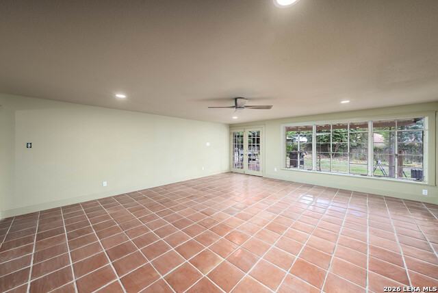 Image 15 of 48 For 850 Estes  