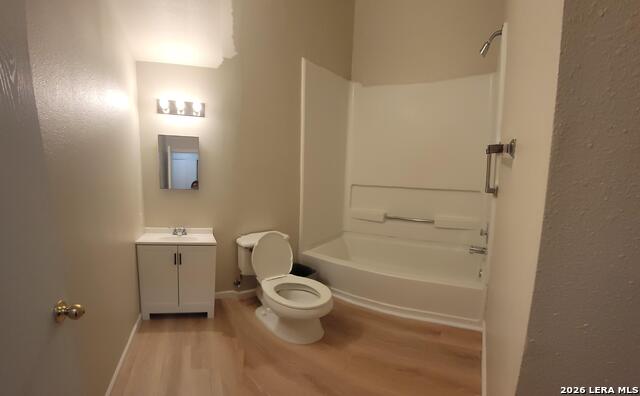 Image 12 of 20 For 4915 Fortuna Pl.