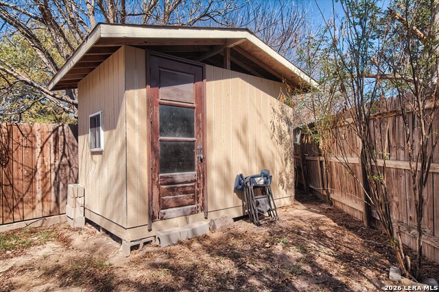 Image 29 of 37 For 7704 Rohrdanz