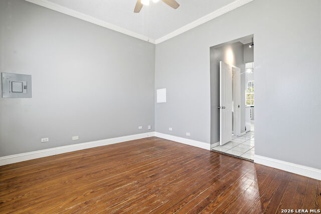 Image 5 of 16 For 419 Mistletoe W