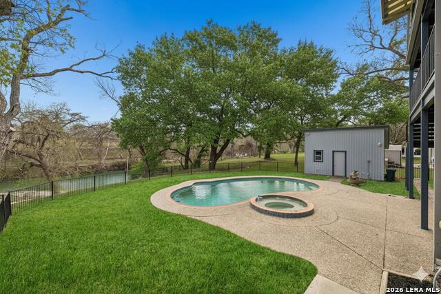 Details for 54 Hampton Dr S, Seguin, TX 78155