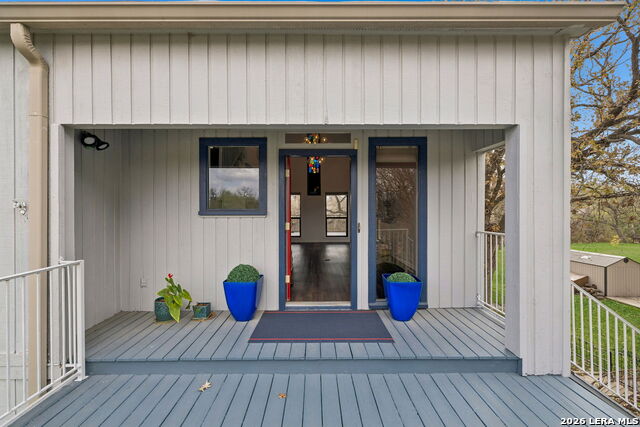 Image 11 of 33 For 54 Hampton Dr S