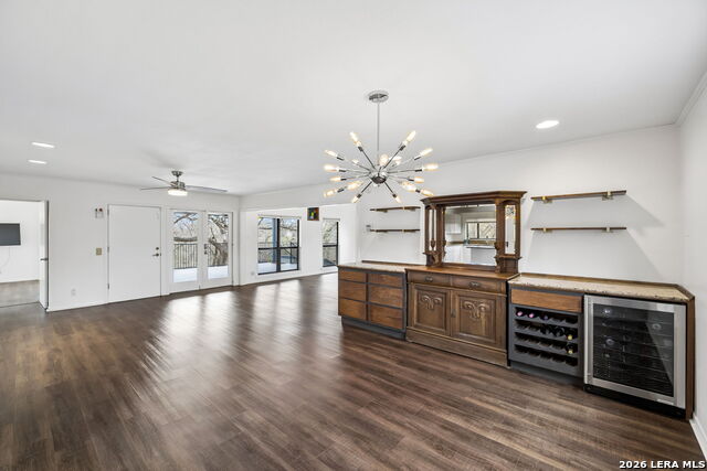 Image 15 of 33 For 54 Hampton Dr S