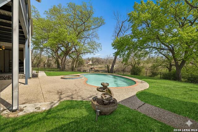 Image 28 of 33 For 54 Hampton Dr S