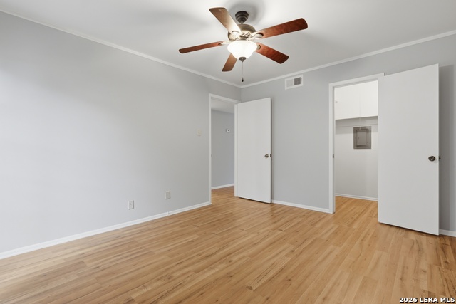 Image 12 of 27 For 8702 Village Dr  123