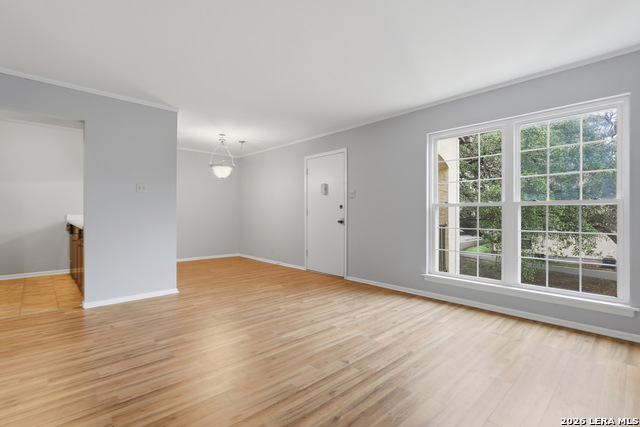 Image 25 of 27 For 8702 Village Dr  123