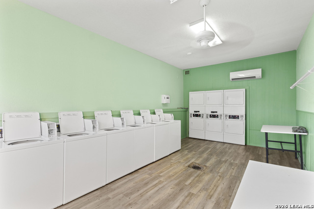 Image 27 of 27 For 8702 Village Dr  123