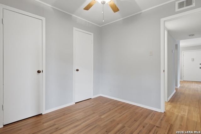 Image 7 of 27 For 8702 Village Dr  123