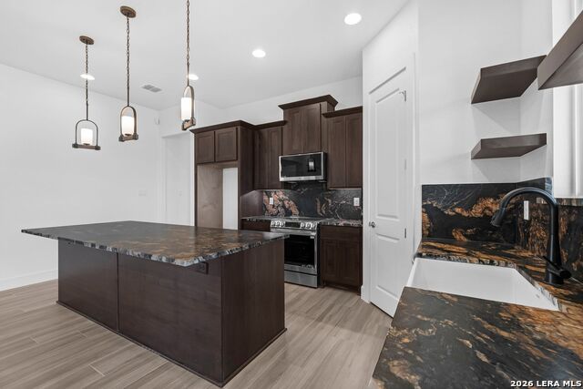 Image 11 of 50 For 313 Firewheel